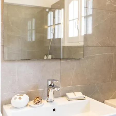 Leondari By Rodostamo Collection *