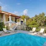 Leondari By Rodostamo Collection فيلة Agios Stefanos Kassiopi