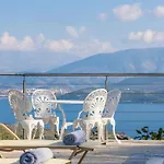 Leondari By Rodostamo Collection فيلة Agios Stefanos Kassiopi