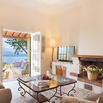 فيلة Leondari By Rodostamo Collection Agios Stefanos Kassiopi